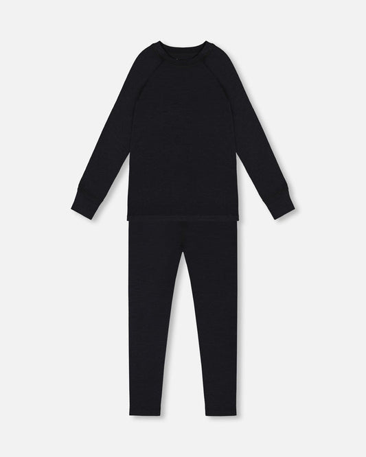 Deux par Deux kids' merino blend two-piece thermal base layer in black – top and pants, front view