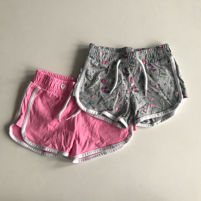 Unknown 5 years pink and grey bundle two shorts