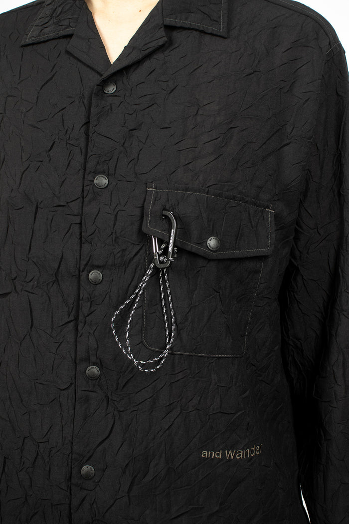Washer Pleated Open LS Shirt Black