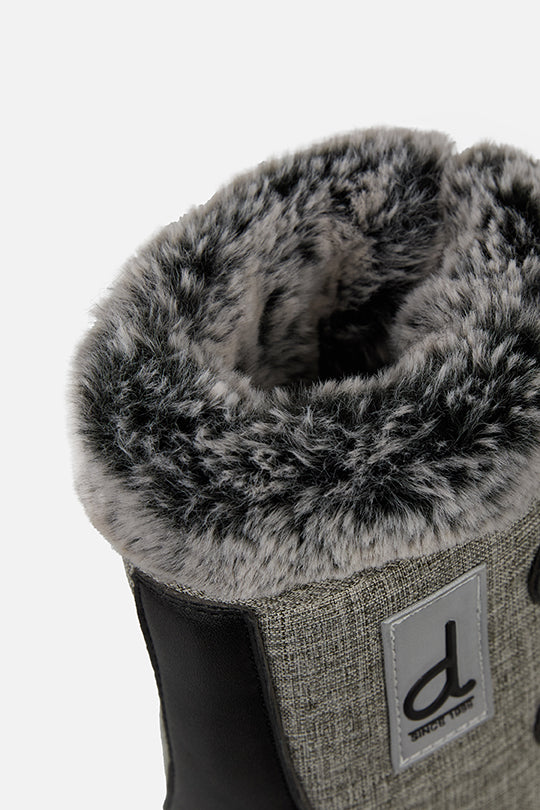 Deux par Deux kids' winter boots with removable liner in grey mix and black, close-up of the faux fur trim